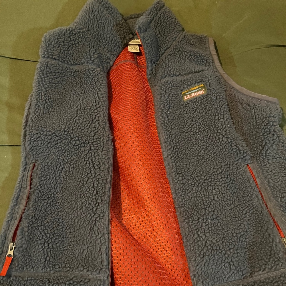 LL bean Sherpa vest